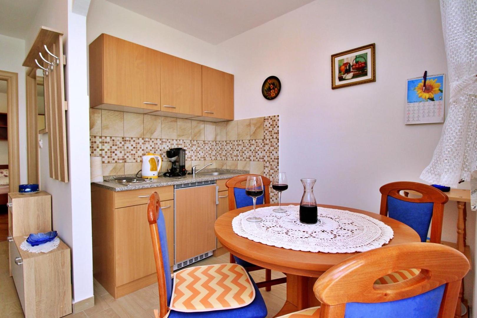 Apartments Zlatica Šilo Esterno foto